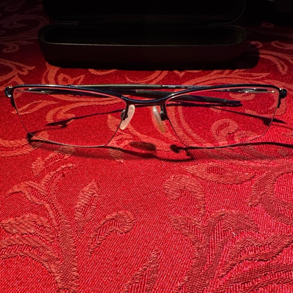 Oakley Glasses Frames - image 4